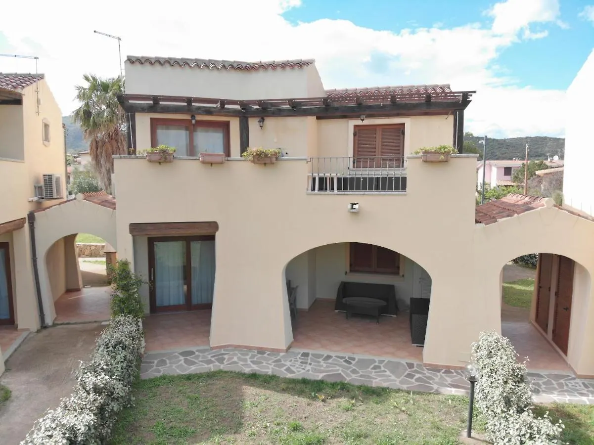 Residenze Del Mare Aparthotel Budoni